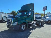 2020 Freightliner CASCADIA 125