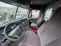 2019 Freightliner CASCADIA 125
