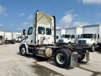 2019 Freightliner CASCADIA 113