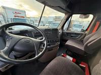 2018 Freightliner CASCADIA 113