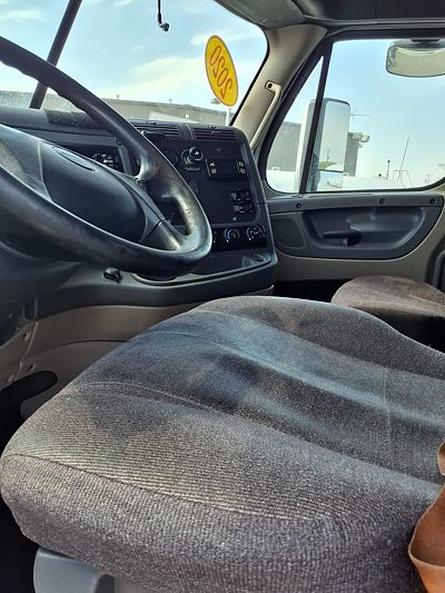 2020 Freightliner CASCADIA 125
