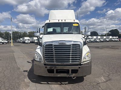 2020 Freightliner CASCADIA 125