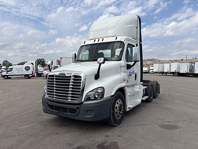 2020 Freightliner CASCADIA 125