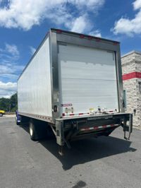 2018 Freightliner M2 106