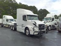 2020 Volvo VNR64T-640