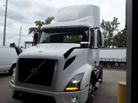2019 Volvo VNR42T 300