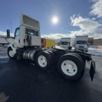 2019 International RH613