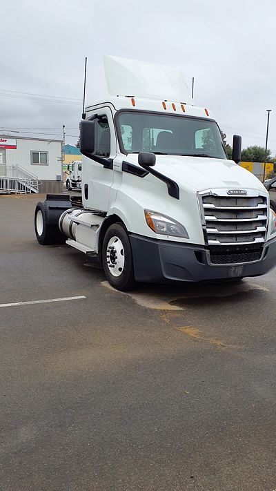 2020 Freightliner NEW CASCADIA 116