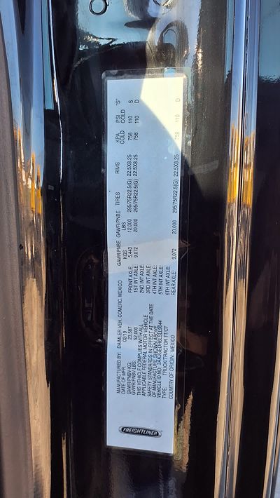 2020 Freightliner CASCADIA 125