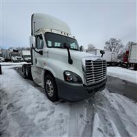 2018 Freightliner CASCADIA 125