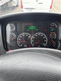 2018 Freightliner M2 106