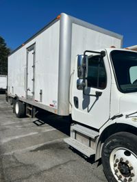 2018 Freightliner M2 106