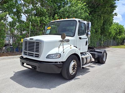 2020 Freightliner M2 112