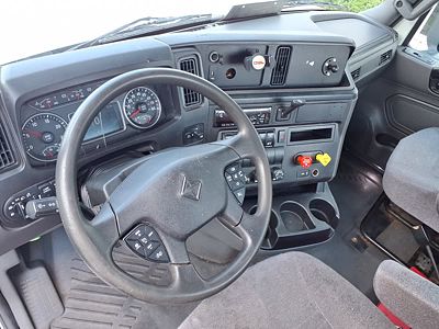2019 International LT625