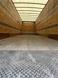 2018 Freightliner M2 106