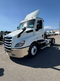 2020 Freightliner NEW CASCADIA 116