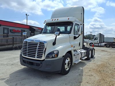 2020 Freightliner CASCADIA 125