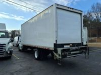 2018 Freightliner M2 106