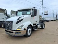 2019 Volvo VNL42T 300