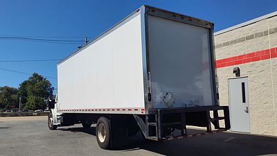 2020 Freightliner M2 106