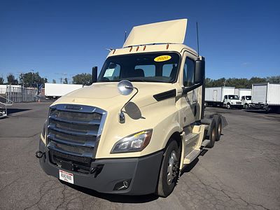 2020 Freightliner NEW CASCADIA PX12664
