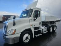 2018 Freightliner CASCADIA 125