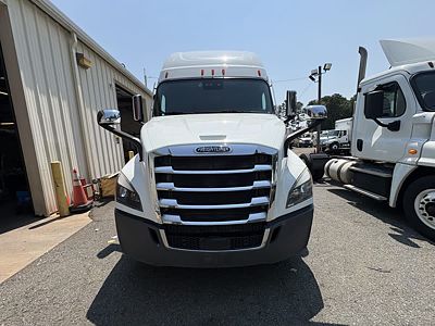 2021 Freightliner NEW CASCADIA 116