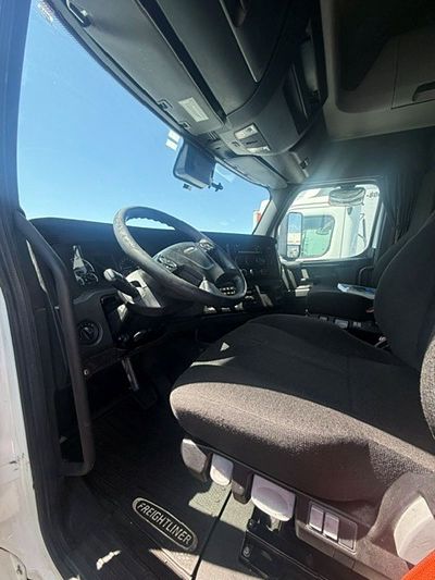 2024 Freightliner NEW CASCADIA PX12664