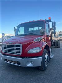 2018 Freightliner M2 106