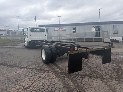 2022 Freightliner M2 106