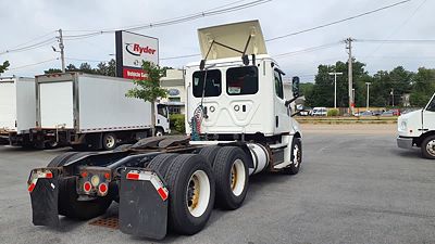 2018 Freightliner NEW CASCADIA PX12664