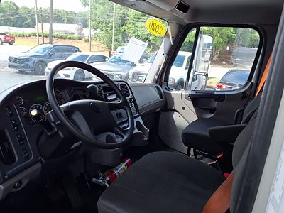 2020 Freightliner M2 106