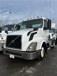 2016 Volvo VNL42T