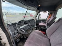 2019 Freightliner CASCADIA 125
