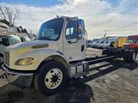 2017 Freightliner M2 106