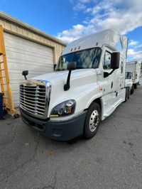 2019 Freightliner CASCADIA 125