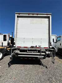 2018 Freightliner M2 106