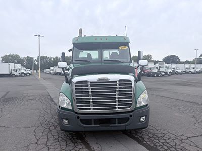 2017 Freightliner CASCADIA 125