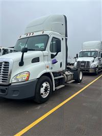 2016 Freightliner CASCADIA 113