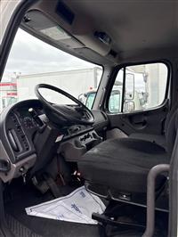 2018 Freightliner M2 106