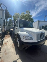 2019 Freightliner M2 106