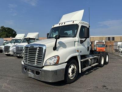 2019 Freightliner CASCADIA 125