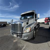 2018 Freightliner CASCADIA 125