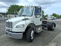 2018 Freightliner M2 106