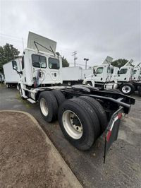2017 Freightliner CASCADIA 125