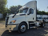 2019 Freightliner NEW CASCADIA 126