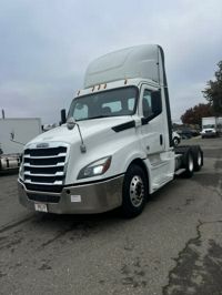 2019 Freightliner NEW CASCADIA PX12664