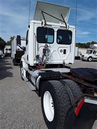 2015 Freightliner CASCADIA 125