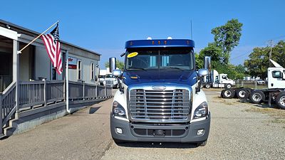 2019 Freightliner CASCADIA 125