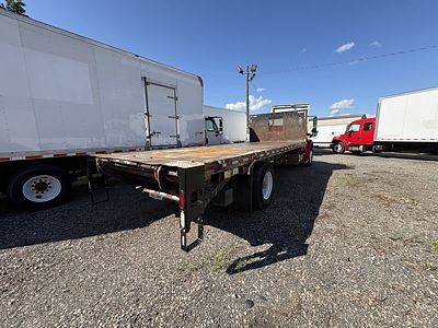 2019 Freightliner M2 106